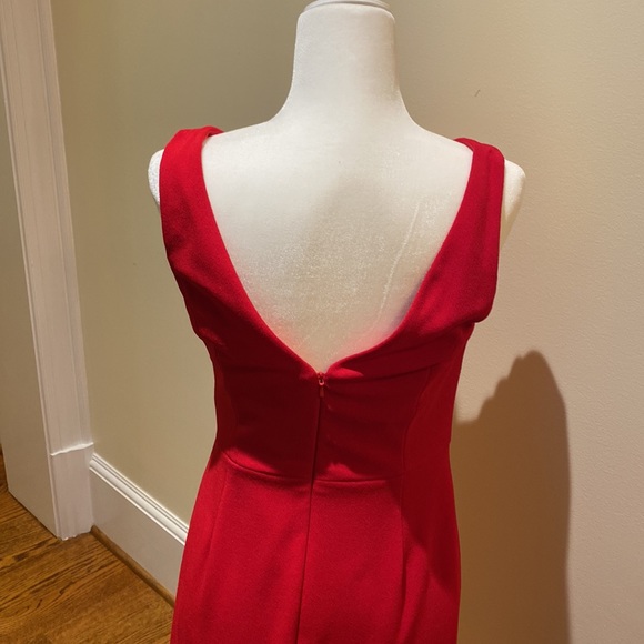 Gala gown. - Picture 3 of 5